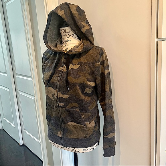 Victoria’s Secret Pink Camouflage Zip-Up Hooded Sweatshirt Jacket - Picture 13 of 15